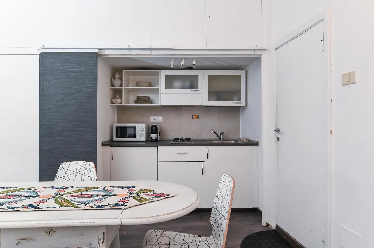 Apartment Gorgeous Trastevere Loft On The River Rome Italy