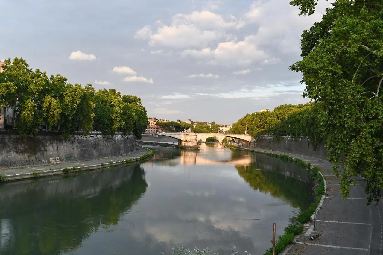 Gorgeous Trastevere Loft On The River Rome 0*,  Italy