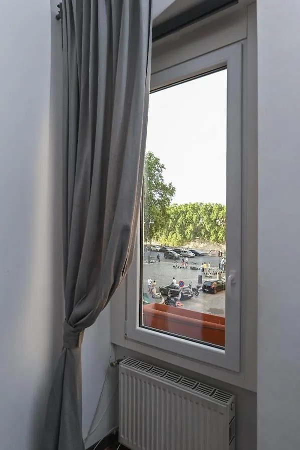 רומא Gorgeous Trastevere Loft On The River